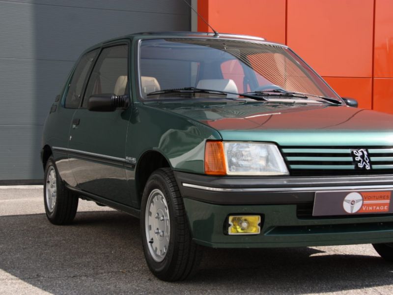 PEUGEOT 205 Roland Garros