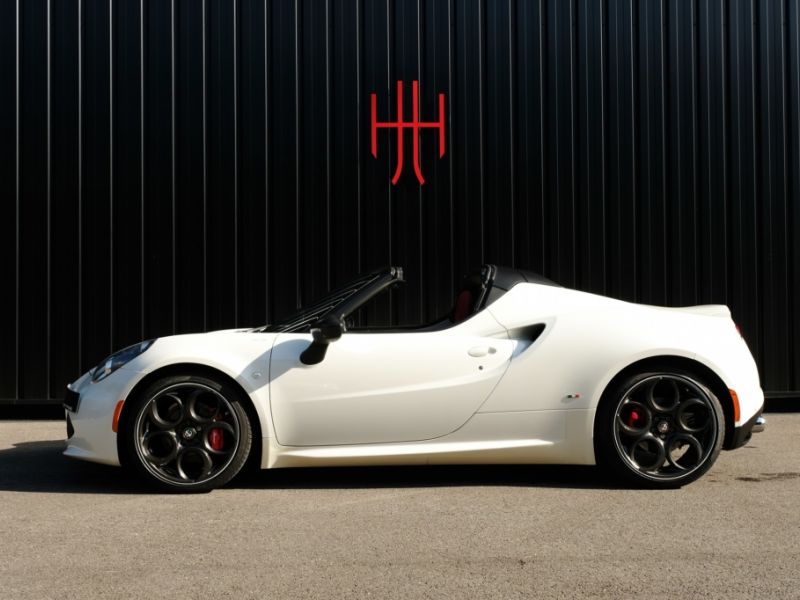 ALFA ROMEO 4C SPIDER